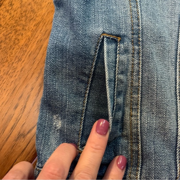 Girls | Distressed | medium wash | Jean Jacket | Sz 10 - Picture 10 of 13